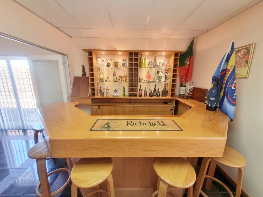 Commercial Property for Sale in Marconi Beam Industria Western Cape